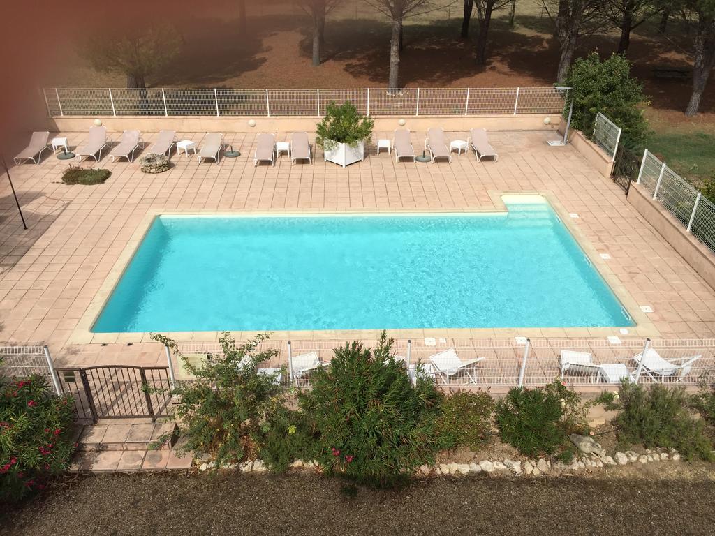 Logis Hotel Le Manoir & Lounge Apt Zewnętrze zdjęcie
