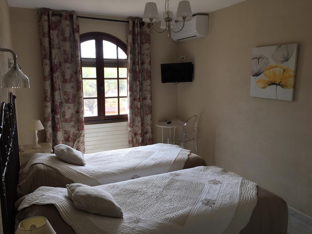 Logis Hotel Le Manoir & Lounge Apt Zewnętrze zdjęcie